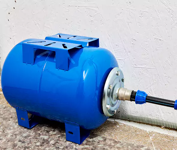 Expert Plumber for Well Pressure Tank Replacement in Kirkland, WA: Schedule Affordable Tank Replacement Services with Us